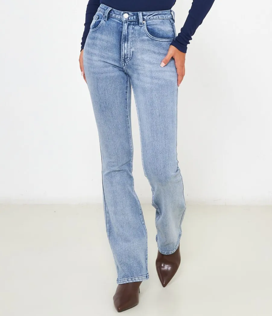 Zuiki Jeans modello flare Hot