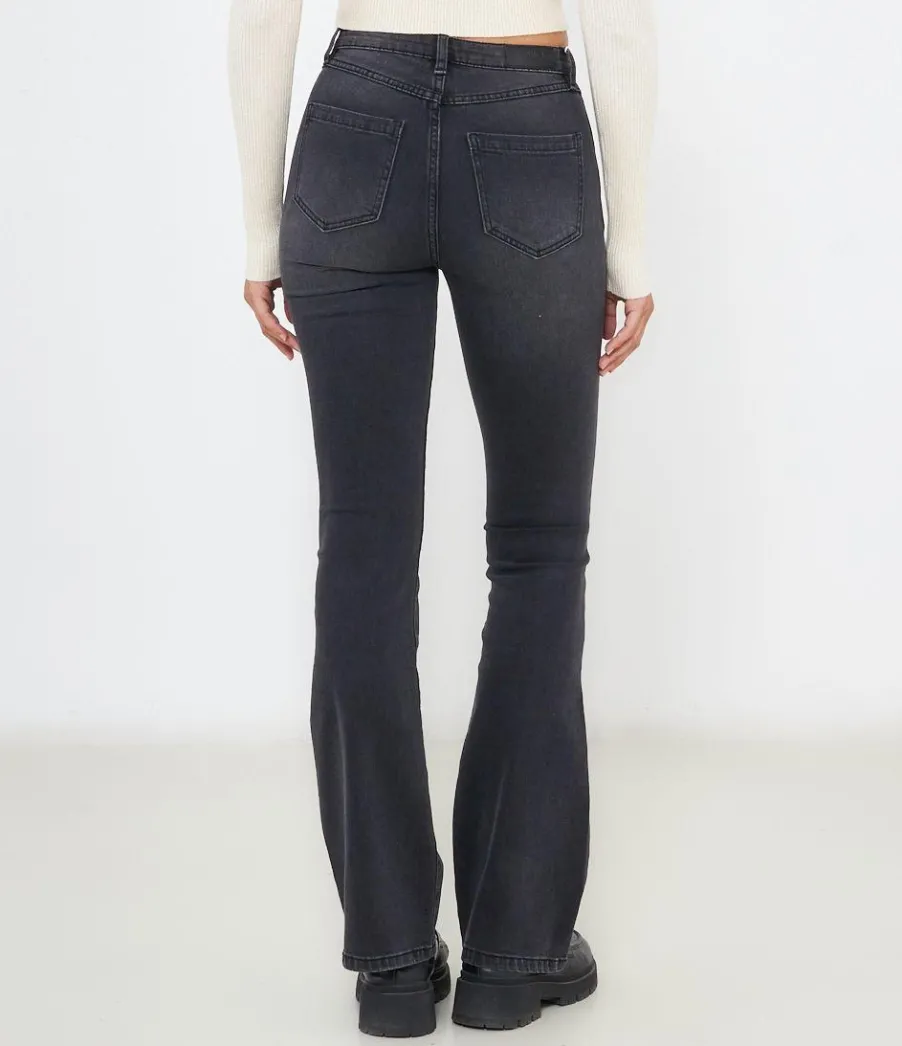 Zuiki Jeans modello flare Hot