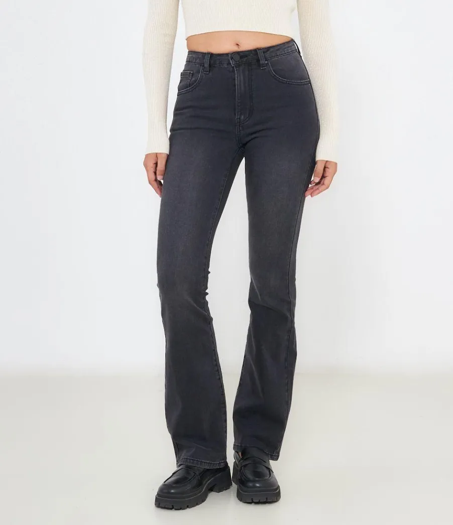 Zuiki Jeans modello flare Hot