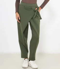 Zuiki Pantaloni con patta Hot