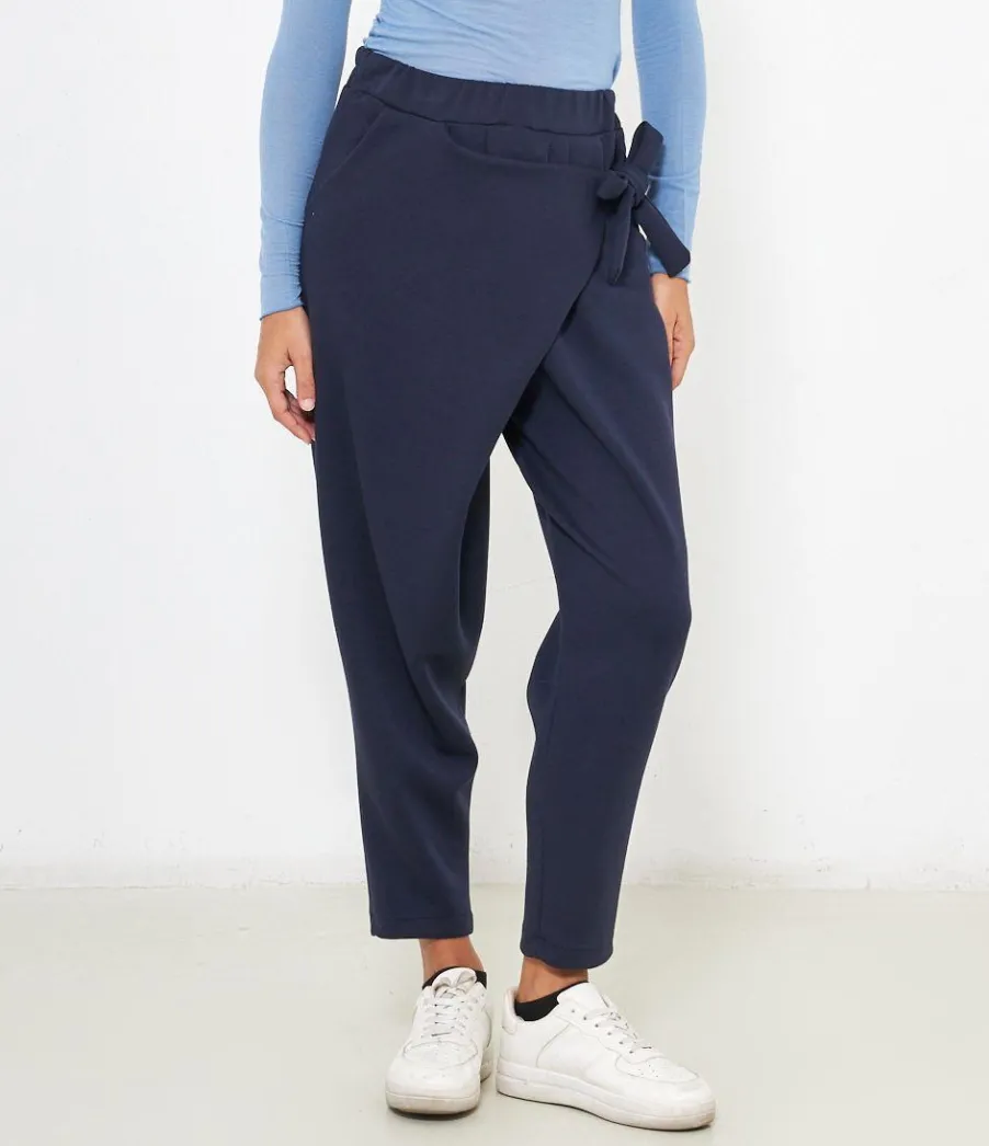 Zuiki Pantaloni con patta Hot