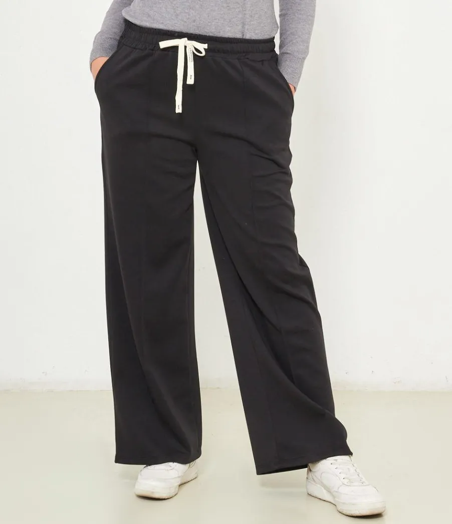 Zuiki Pantaloni sporty Outlet