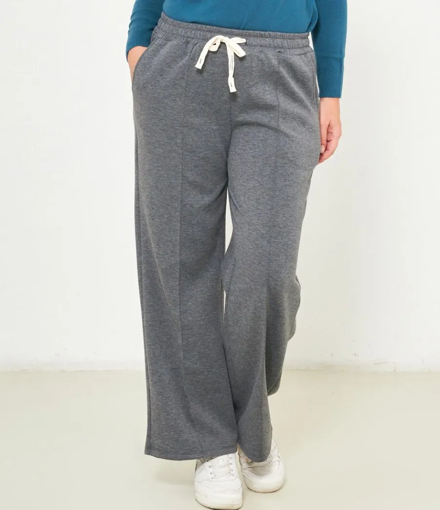 Zuiki Pantaloni sporty Outlet