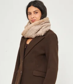 Zuiki Sciarpa modello collo Hot