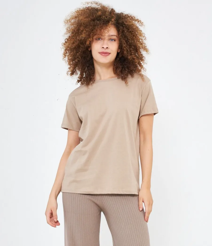 Zuiki T-shirt over Hot